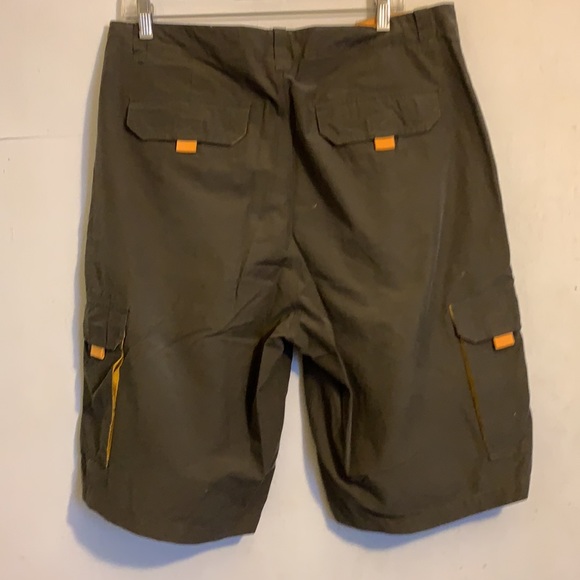 emergency exit cargo shorts size 34” - Picture 7 of 8